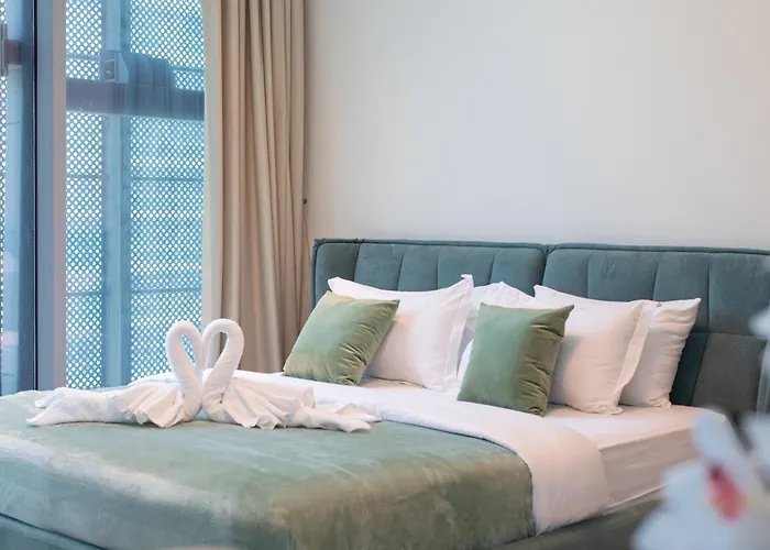 Elegant Studio Near Burj Khalifa And Dubai Mall